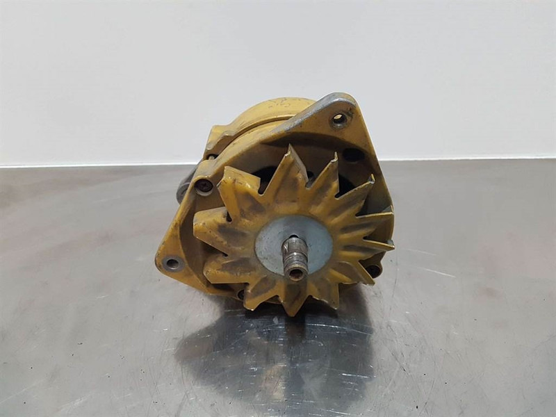 Cat 109-2362-24V 55A-Alternator/Lichtmaschine/Dynamo - Motor para Máquina de construção: foto 2 Cat 109-2362-24V 55A-Alternator/Lichtmaschine/Dynamo - Motor para Máquina de construção: foto 2