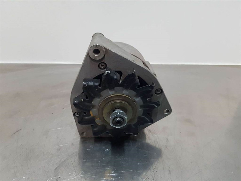 Deutz 28V 27A - Alternator/Lichtmaschine/Dynamo - Motor para Máquina de construção: foto 2 Deutz 28V 27A - Alternator/Lichtmaschine/Dynamo - Motor para Máquina de construção: foto 2