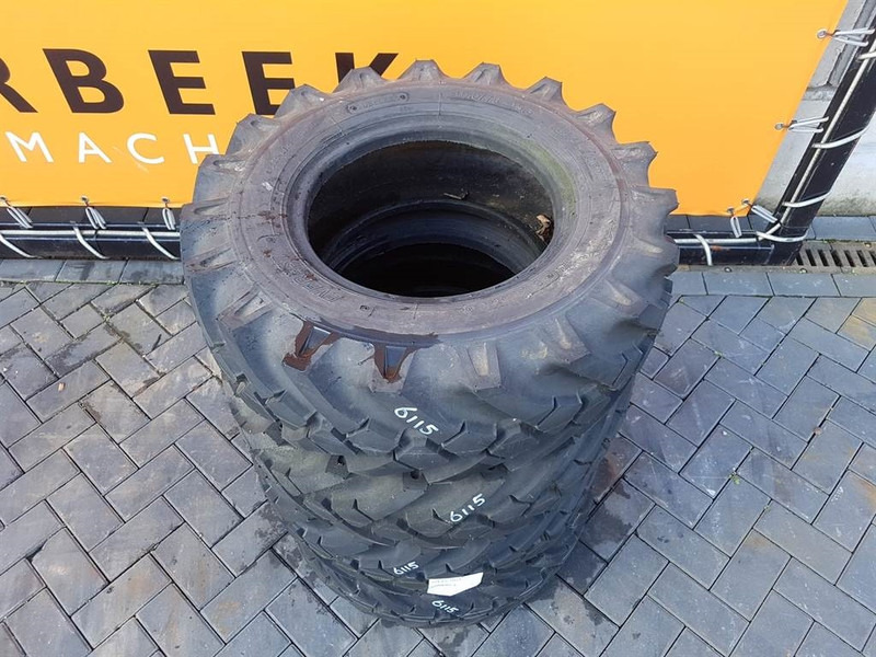 Everest 10.0/75-15.3 - Tire/Reifen/Band - Pneu para Máquina de construção: foto 2 Everest 10.0/75-15.3 - Tire/Reifen/Band - Pneu para Máquina de construção: foto 2