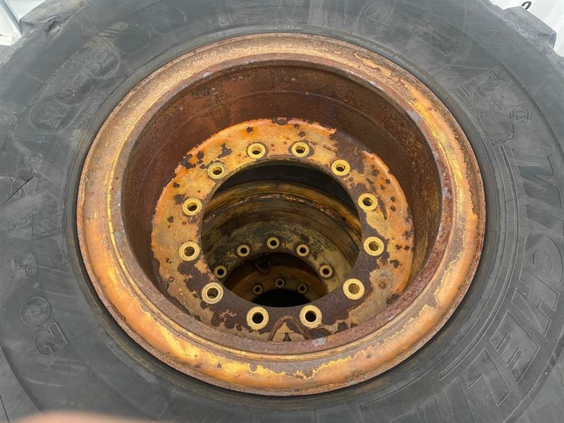 Hyundai HL740-9-Michelin 20.5R25-Tire/Reifen/Band - Jantes e pneus para Máquina de construção: foto 3 Hyundai HL740-9-Michelin 20.5R25-Tire/Reifen/Band - Jantes e pneus para Máquina de construção: foto 3