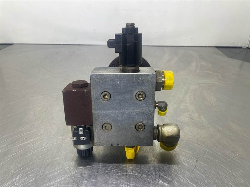 Hyundai HL757-7A-11LD-30700 / VAD0511111-Fan motor - Hidráulica para Máquina de construção: foto 4 Hyundai HL757-7A-11LD-30700 / VAD0511111-Fan motor - Hidráulica para Máquina de construção: foto 4
