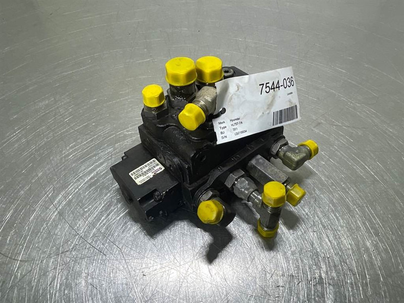 Hyundai HL757-7A-31LD-30020 / EHPS80/ 8-0-Steeringvalve - Hidráulica para Máquina de construção: foto 1 Hyundai HL757-7A-31LD-30020 / EHPS80/ 8-0-Steeringvalve - Hidráulica para Máquina de construção: foto 1