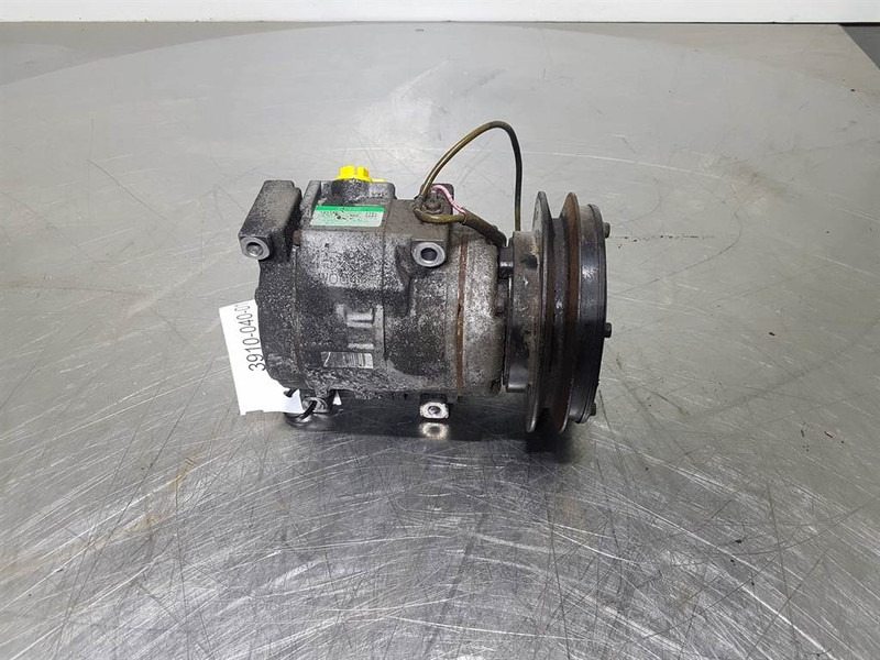 Komatsu WA320-5H-Denso 10S15C-Compressor/Kompressor/Airco - Compressor de ar condicionado para Máquina de construção: foto 1 Komatsu WA320-5H-Denso 10S15C-Compressor/Kompressor/Airco - Compressor de ar condicionado para Máquina de construção: foto 1