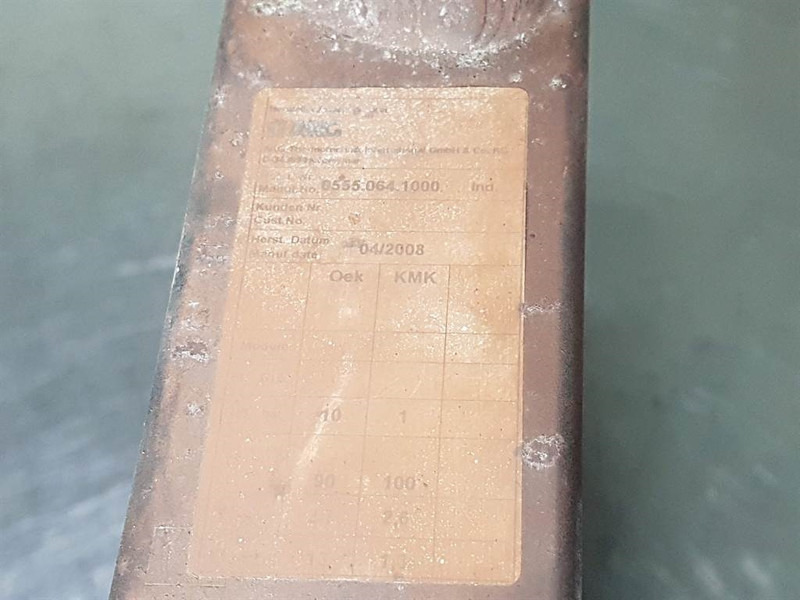 Kramer 880-AKG 0555.064.1000-Cooler/Kühler/Koeler - Motor e peças para Máquina de construção: foto 4 Kramer 880-AKG 0555.064.1000-Cooler/Kühler/Koeler - Motor e peças para Máquina de construção: foto 4