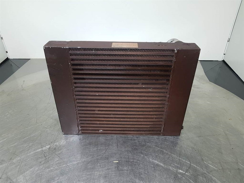 Kramer 880-AKG 0555.064.1800-Cooler/Kühler/Koeler - Motor e peças para Máquina de construção: foto 3 Kramer 880-AKG 0555.064.1800-Cooler/Kühler/Koeler - Motor e peças para Máquina de construção: foto 3