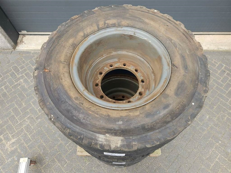 Liebherr 10.00-20 - Tire/Reifen/Band - Jantes e pneus para Máquina de construção: foto 4 Liebherr 10.00-20 - Tire/Reifen/Band - Jantes e pneus para Máquina de construção: foto 4