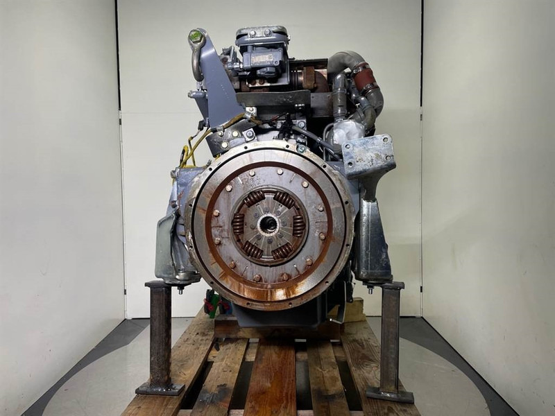 Liebherr A924C-D834 A7-Engine/Motor - Motor para Máquina de construção: foto 2 Liebherr A924C-D834 A7-Engine/Motor - Motor para Máquina de construção: foto 2