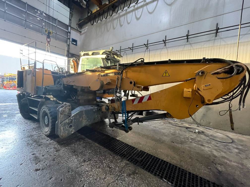 Liebherr LH 22 M - (For parts) - Escavadeira de rodas: foto 1 Liebherr LH 22 M - (For parts) - Escavadeira de rodas: foto 1