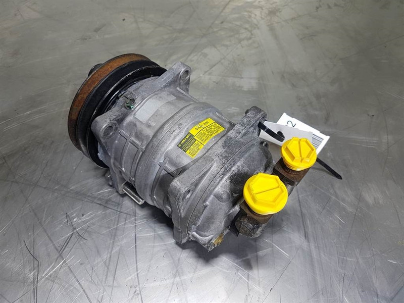 Ljungby Maskin L12 -Tama MFG SAE-J639 - Compressor/Kompres - Compressor de ar condicionado para Máquina de construção: foto 2 Ljungby Maskin L12 -Tama MFG SAE-J639 - Compressor/Kompres - Compressor de ar condicionado para Máquina de construção: foto 2