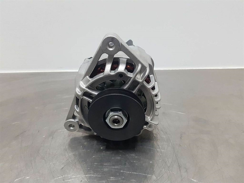 Manitou 12V 80A - Alternator/Lichtmaschine/Dynamo - Motor para Máquina de construção: foto 3 Manitou 12V 80A - Alternator/Lichtmaschine/Dynamo - Motor para Máquina de construção: foto 3