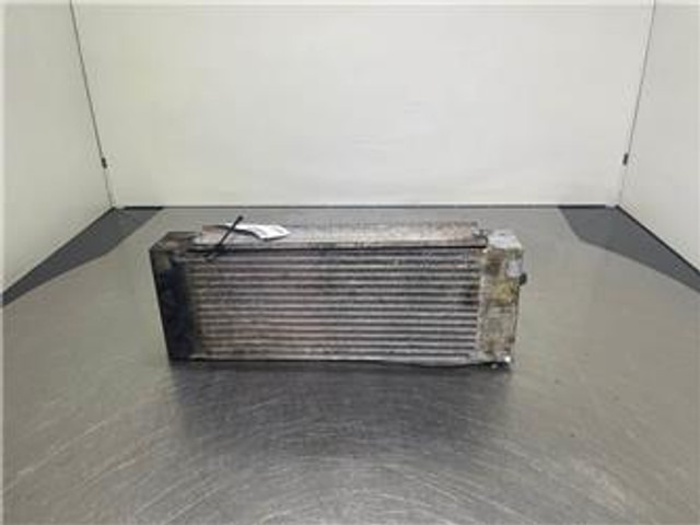 Manitou MT523 - Cooler/Kühler/Koeler - Motor para Máquina de construção: foto 1 Manitou MT523 - Cooler/Kühler/Koeler - Motor para Máquina de construção: foto 1