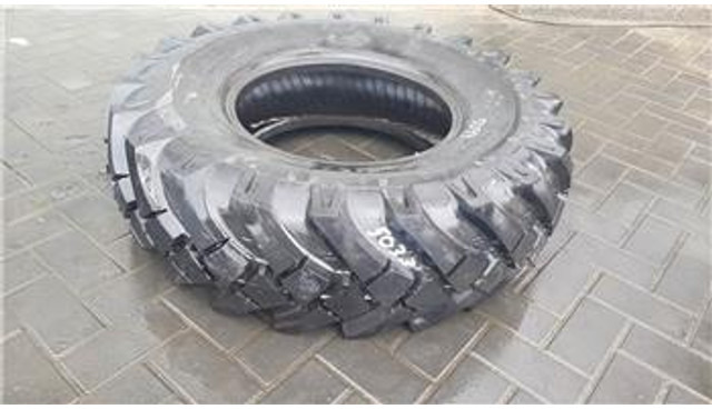 Mitas 14.5-20 MPT-03 - Tyre/Reifen/Band - Pneu para Máquina de construção: foto 1 Mitas 14.5-20 MPT-03 - Tyre/Reifen/Band - Pneu para Máquina de construção: foto 1