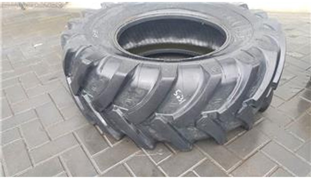 Mitas 17.5L-24 - Tyre/Reifen/Band - Pneu para Máquina de construção: foto 1 Mitas 17.5L-24 - Tyre/Reifen/Band - Pneu para Máquina de construção: foto 1