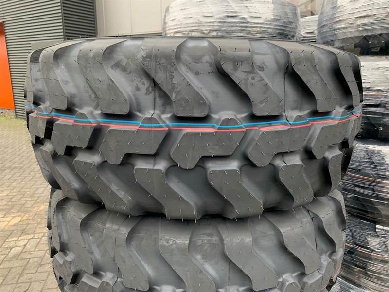 Mitas 405/70R18 (16/70R18) - Tyre/Reifen/Band - Pneu para Máquina de construção: foto 3 Mitas 405/70R18 (16/70R18) - Tyre/Reifen/Band - Pneu para Máquina de construção: foto 3