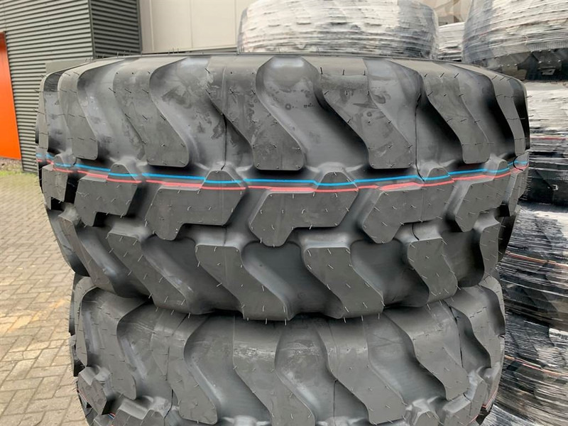 Mitas 405/70R20 (16/70R20) - Tyre/Reifen/Band - Pneu para Máquina de construção: foto 3 Mitas 405/70R20 (16/70R20) - Tyre/Reifen/Band - Pneu para Máquina de construção: foto 3