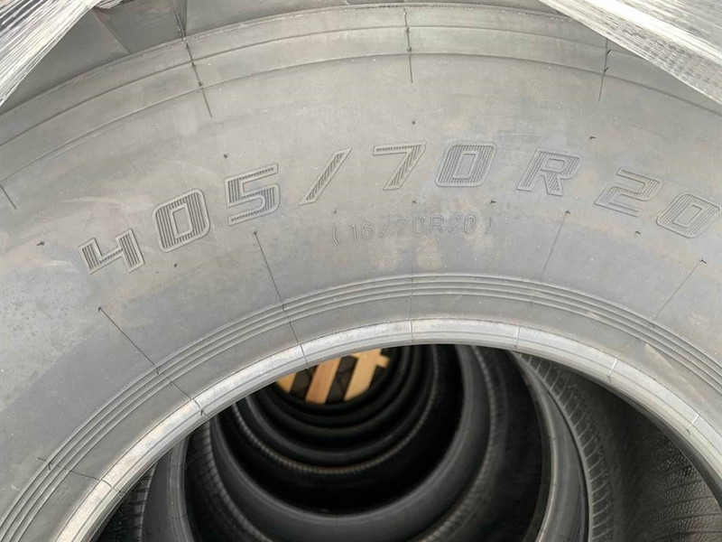 Mitas 405/70R20 (16/70R20) - Tyre/Reifen/Band - Pneu para Máquina de construção: foto 5 Mitas 405/70R20 (16/70R20) - Tyre/Reifen/Band - Pneu para Máquina de construção: foto 5