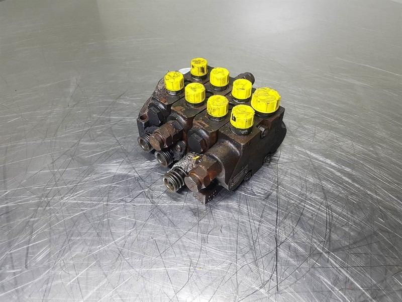 O & K -Commercial 3469203167-2212814-Valve/Ventile - Hidráulica para Máquina de construção: foto 1 O & K -Commercial 3469203167-2212814-Valve/Ventile - Hidráulica para Máquina de construção: foto 1