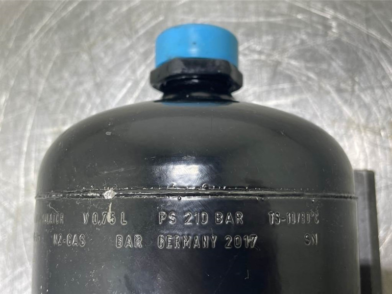 O & K L25.5-075-1315-053-611-Accumulator/Hydrospeicher - Hidráulica para Máquina de construção: foto 5 O & K L25.5-075-1315-053-611-Accumulator/Hydrospeicher - Hidráulica para Máquina de construção: foto 5