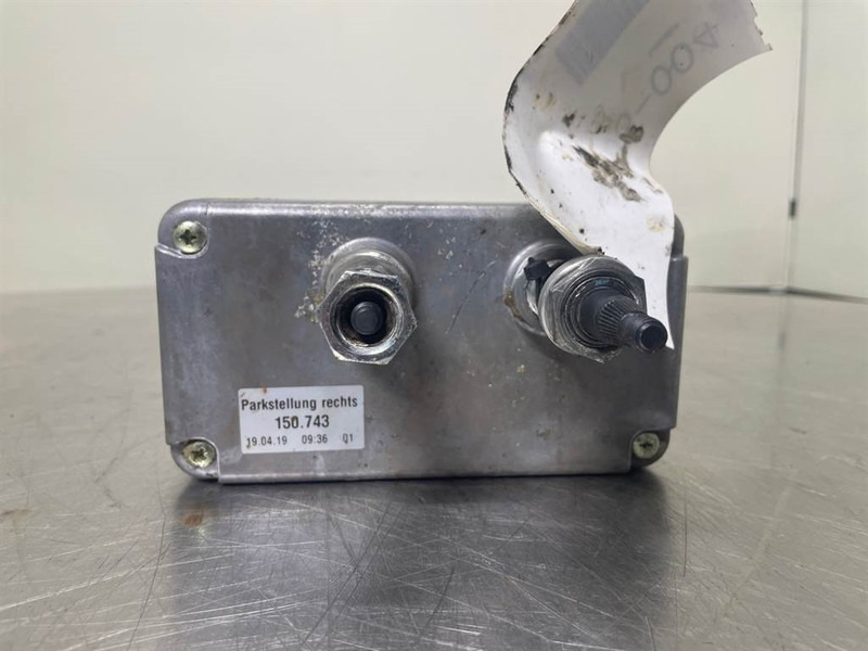 O & K L25.5-Valeo 150.743-24V-Wiper motor/Wischermotor - Sistema elétrico para Máquina de construção: foto 5 O & K L25.5-Valeo 150.743-24V-Wiper motor/Wischermotor - Sistema elétrico para Máquina de construção: foto 5