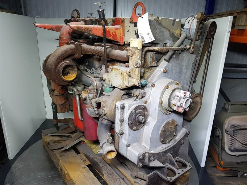 Locação financeira de O & K L45-Cummins M11C250-Engine/Motor O & K L45-Cummins M11C250-Engine/Motor: foto 6