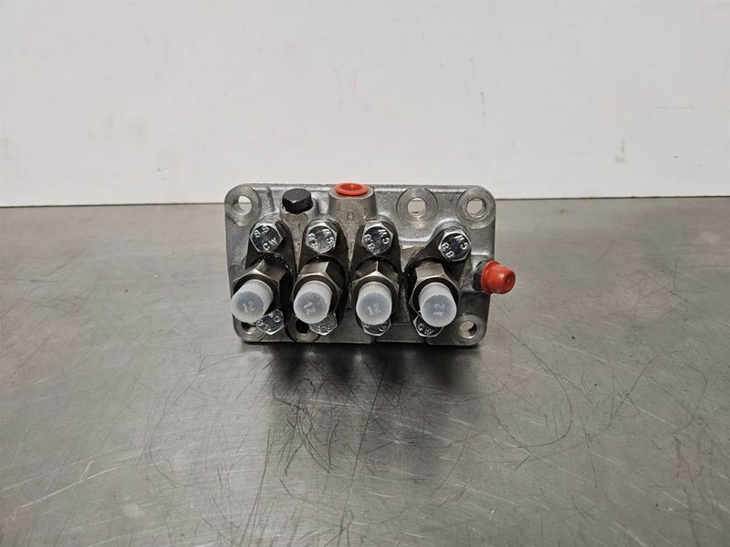 Perkins 700 - Fuel pump/Kraftstoffpumpe/Brandstofpomp - Motor para Máquina de construção: foto 3 Perkins 700 - Fuel pump/Kraftstoffpumpe/Brandstofpomp - Motor para Máquina de construção: foto 3