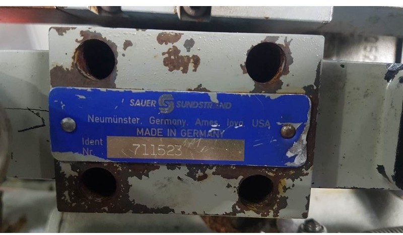 Sauer Sundstrand 90R100DK9B8 - Paus RL1051 - Pump - Hidráulica: foto 4 Sauer Sundstrand 90R100DK9B8 - Paus RL1051 - Pump - Hidráulica: foto 4