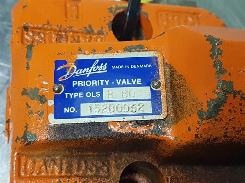 Schaeff SKL832-Sauer Danfoss OLSB80-Priority valve - Hidráulica para Máquina de construção: foto 4 Schaeff SKL832-Sauer Danfoss OLSB80-Priority valve - Hidráulica para Máquina de construção: foto 4