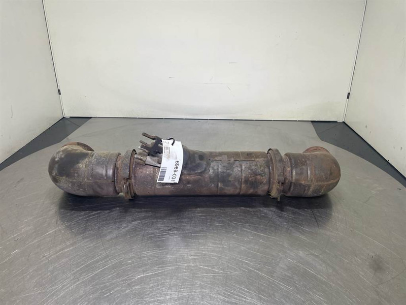 Sennebogen 835E - Exhaust pipe/Auspuff/Uitlaat - Motor para Máquina de construção: foto 3 Sennebogen 835E - Exhaust pipe/Auspuff/Uitlaat - Motor para Máquina de construção: foto 3