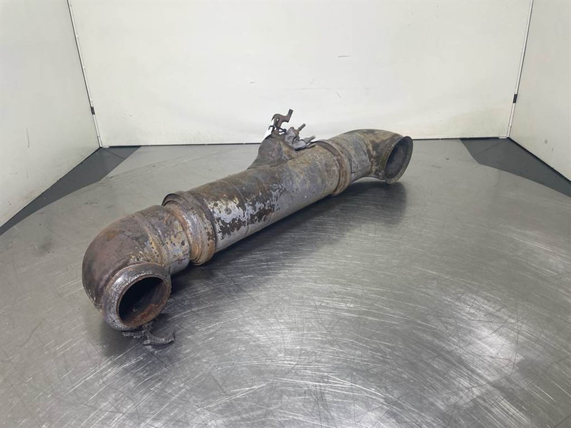 Sennebogen 835E - Exhaust pipe/Auspuff/Uitlaat - Motor para Máquina de construção: foto 2 Sennebogen 835E - Exhaust pipe/Auspuff/Uitlaat - Motor para Máquina de construção: foto 2