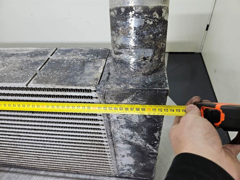 Sennebogen 835E - Intercooler/Ladeluftkühler/Luchtkoeler - Motor para Máquina de construção: foto 4 Sennebogen 835E - Intercooler/Ladeluftkühler/Luchtkoeler - Motor para Máquina de construção: foto 4