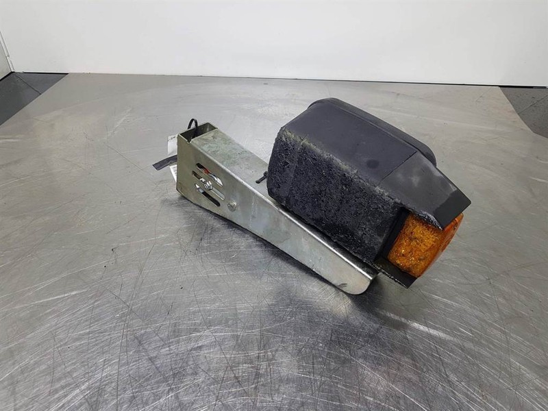 Terex TL260-0455003002-Light/Leuchte/Verlichting - Sistema elétrico para Máquina de construção: foto 2 Terex TL260-0455003002-Light/Leuchte/Verlichting - Sistema elétrico para Máquina de construção: foto 2