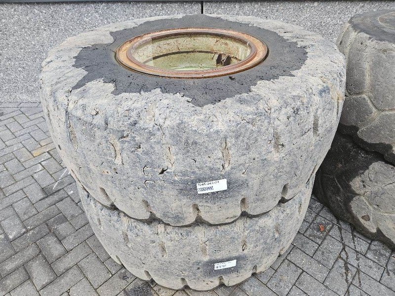Terex TL260S-20.5R25-Tire/Reifen/Band - Jantes e pneus para Máquina de construção: foto 3 Terex TL260S-20.5R25-Tire/Reifen/Band - Jantes e pneus para Máquina de construção: foto 3