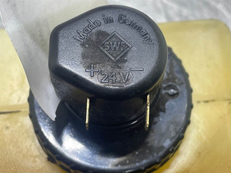 Terex TW150-3602515-Tank/Behälter/Reservoir - Cabine e interior para Máquina de construção: foto 4 Terex TW150-3602515-Tank/Behälter/Reservoir - Cabine e interior para Máquina de construção: foto 4