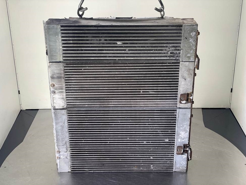 Terex TW150-6105295/6105293/6105290-Cooler/Kühler/Koeler - Motor para Máquina de construção: foto 4 Terex TW150-6105295/6105293/6105290-Cooler/Kühler/Koeler - Motor para Máquina de construção: foto 4