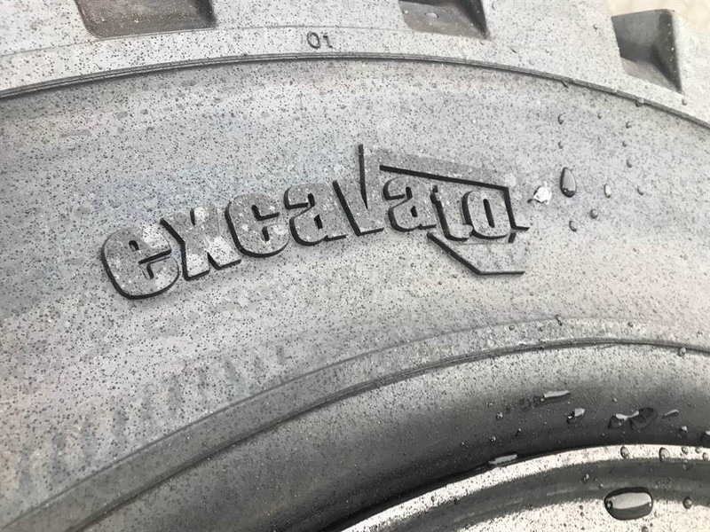 Trelleborg 10.00-20 Dual excavator solid-Tyre/Reifen/Banden - Jantes e pneus para Máquina de construção: foto 5 Trelleborg 10.00-20 Dual excavator solid-Tyre/Reifen/Banden - Jantes e pneus para Máquina de construção: foto 5