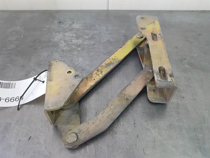 Volvo L30B-Z/SX-ZM2812685-Hinge/Scharnier - Estrutura/ Châssis: foto 1 Volvo L30B-Z/SX-ZM2812685-Hinge/Scharnier - Estrutura/ Châssis: foto 1