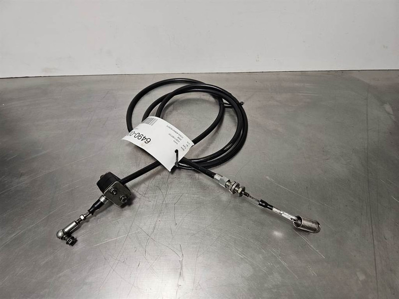 Volvo L40B-ZM2812373-Throttle cable/Gaszug/Gaskabel - Estrutura/ Châssis para Máquina de construção: foto 1 Volvo L40B-ZM2812373-Throttle cable/Gaszug/Gaskabel - Estrutura/ Châssis para Máquina de construção: foto 1
