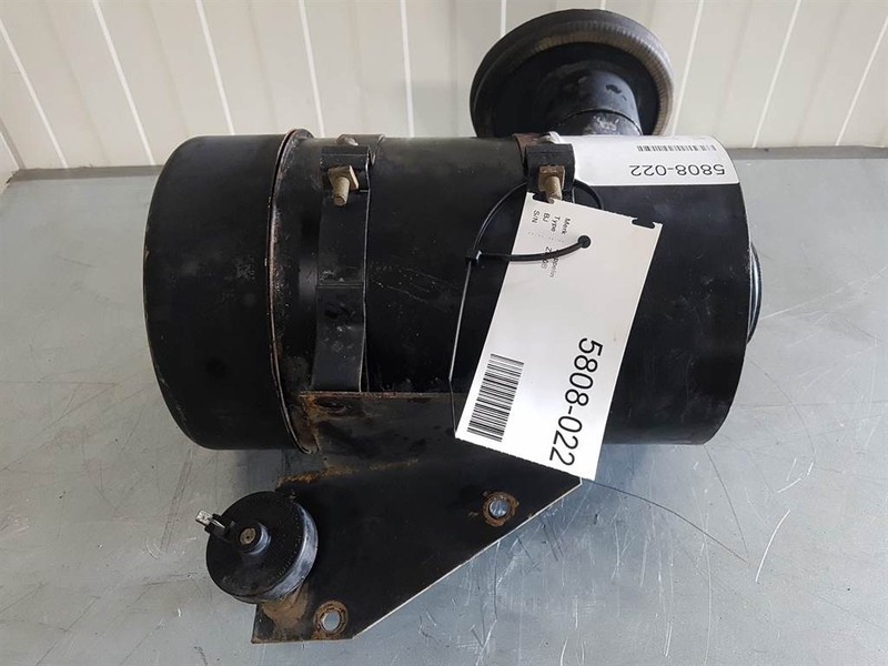 Zeppelin ZL10B - Air filter/Luftfilter/Luchtfilter - Motor e peças para Máquina de construção: foto 1 Zeppelin ZL10B - Air filter/Luftfilter/Luchtfilter - Motor e peças para Máquina de construção: foto 1