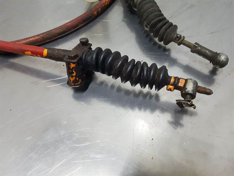 Zeppelin ZL8B - Throttle cable/Gaszug/Gaskabel - Estrutura/ Châssis para Máquina de construção: foto 3 Zeppelin ZL8B - Throttle cable/Gaszug/Gaskabel - Estrutura/ Châssis para Máquina de construção: foto 3