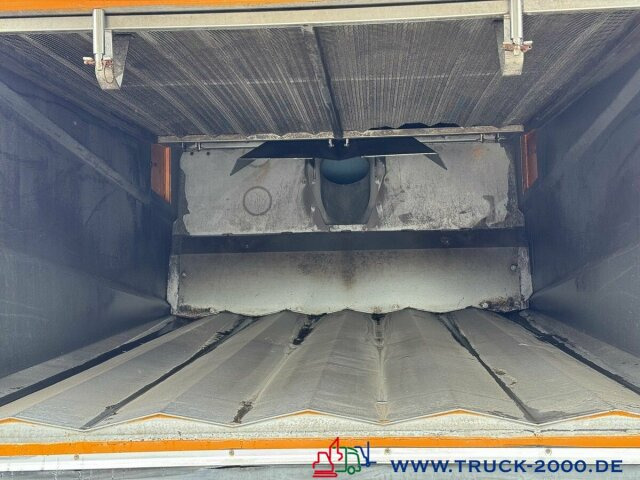 Bucher City Cat 5006 3Besen Sweeper 4 Radlenkung - Varredora urbana: foto 4 Bucher City Cat 5006 3Besen Sweeper 4 Radlenkung - Varredora urbana: foto 4