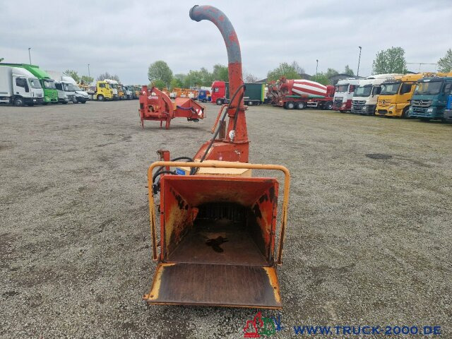 Dücker Dücker HF 760 Holz Häcksler Schredder Zapfwelle - Estilhaçadora de madeira: foto 5 Dücker Dücker HF 760 Holz Häcksler Schredder Zapfwelle - Estilhaçadora de madeira: foto 5