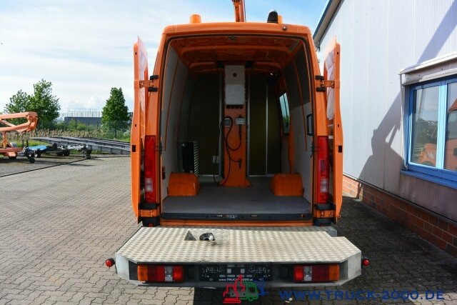 Iveco 50C11 Iveco Daily Versalift 14m Erdgasantrieb - Caminhão com plataforma aérea: foto 4 Iveco 50C11 Iveco Daily Versalift 14m Erdgasantrieb - Caminhão com plataforma aérea: foto 4