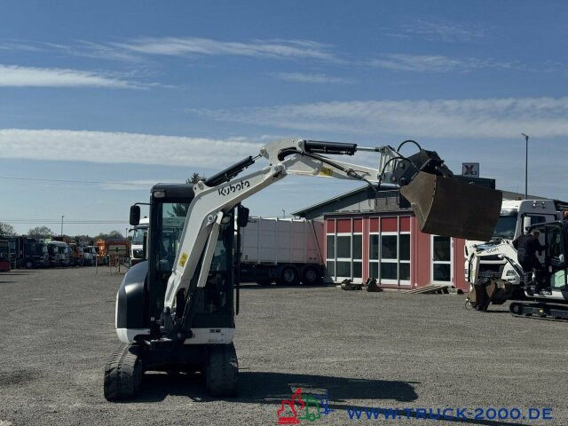Kubota Kubota KX027-4 GL Verstellausleger + Powertilt - Mini escavadeira: foto 3 Kubota Kubota KX027-4 GL Verstellausleger + Powertilt - Mini escavadeira: foto 3
