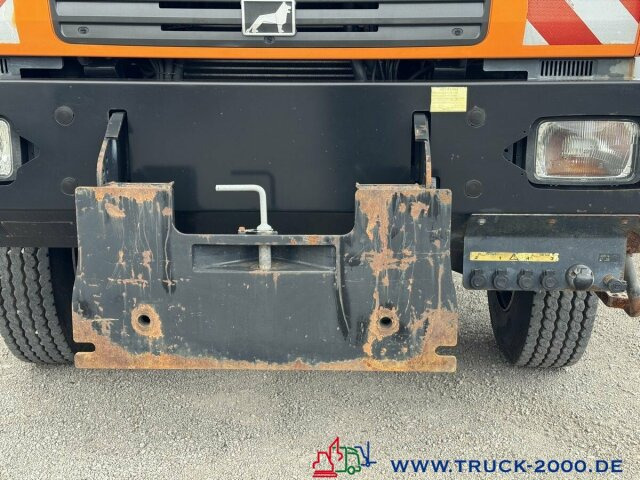 MAN LE 18.280 4x4 Winterdienst- Kommunalplatte + AHK - Camião basculante: foto 2 MAN LE 18.280 4x4 Winterdienst- Kommunalplatte + AHK - Camião basculante: foto 2