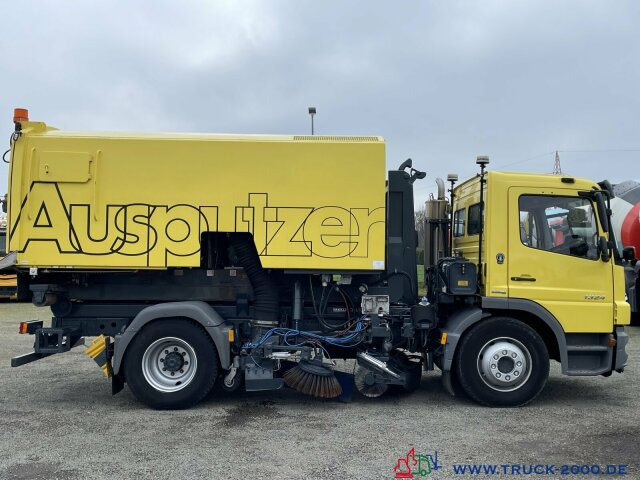 Varredora urbana Mercedes-Benz 1524 Winterdienst - Streuer - Kehrmaschine 1.Hd: foto 9