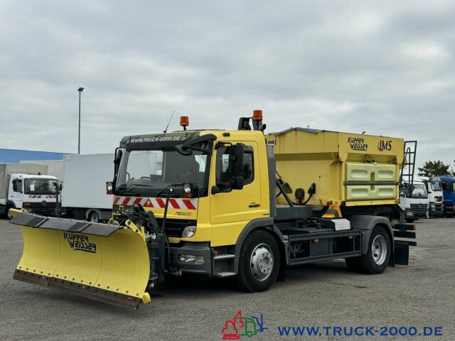 Varredora urbana Mercedes-Benz 1524 Winterdienst - Streuer - Kehrmaschine: foto 13