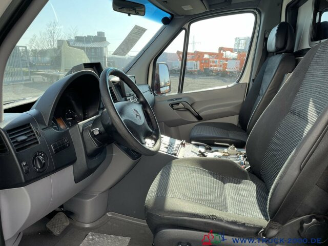 Mercedes-Benz 515 CDI Ölspurreiniger Technik Bj. 2013 - Varredora urbana: foto 4 Mercedes-Benz 515 CDI Ölspurreiniger Technik Bj. 2013 - Varredora urbana: foto 4