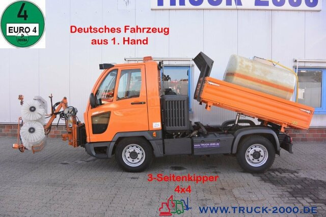 Multicar M30 4x4 Leitpfostenwaschanlage + 1.000 Ltr Tank - Camião basculante, Veículo municipal/ Especial: foto 1 Multicar M30 4x4 Leitpfostenwaschanlage + 1.000 Ltr Tank - Camião basculante, Veículo municipal/ Especial: foto 1