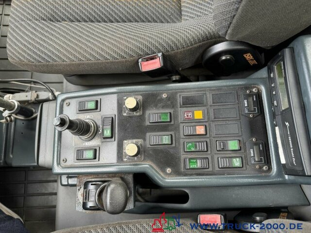 Multicar M30 6x4 3 Achsen Winterdienst Schild +Streuer - Veículo comercial: foto 5 Multicar M30 6x4 3 Achsen Winterdienst Schild +Streuer - Veículo comercial: foto 5
