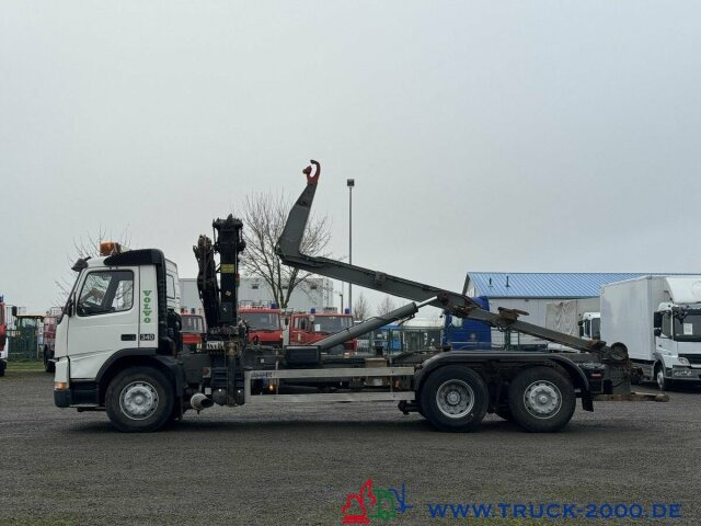 Camião polibenne, Camião grua Volvo 340 HIAB Kran 11,9m=790kg 5+6 Steuerkreis Klima: foto 7